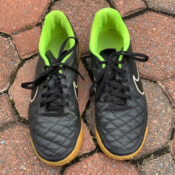 Nike Other - Nike tiempo futsal/indoor soccer sneakers